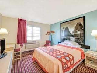 Hotel Super 8 By Wyndham San Antonio/Fiesta Extérieur photo